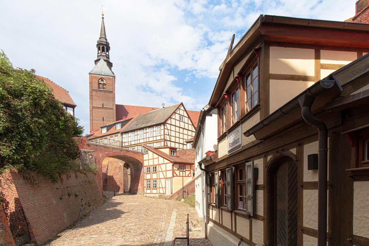Ferienhaus Zur Rossfurt Tangermünde Esterno foto